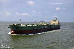 Otro buque repleto de combustible venezolano partió con destino a Cuba