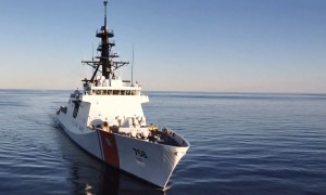 Un buque de EEUU llegó a Uruguay dentro de una operación contra la pesca ilegal