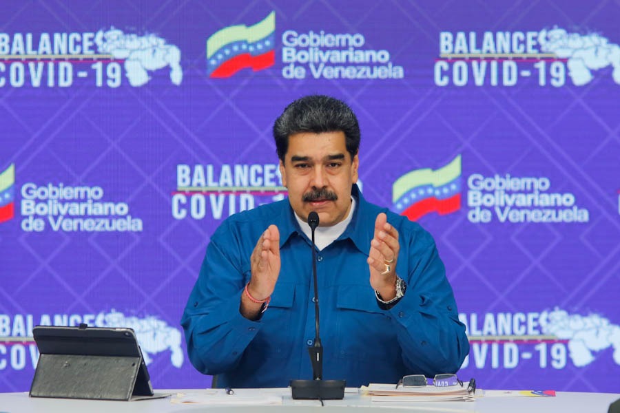 Maduro preocupado porque Zuckerberg lo deja en visto y no desbloquea su cuenta