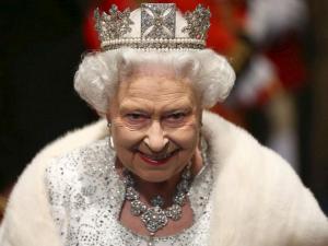 Ni en sus sueños… Por ahora, la reina Isabel no piensa abdicar a su trono