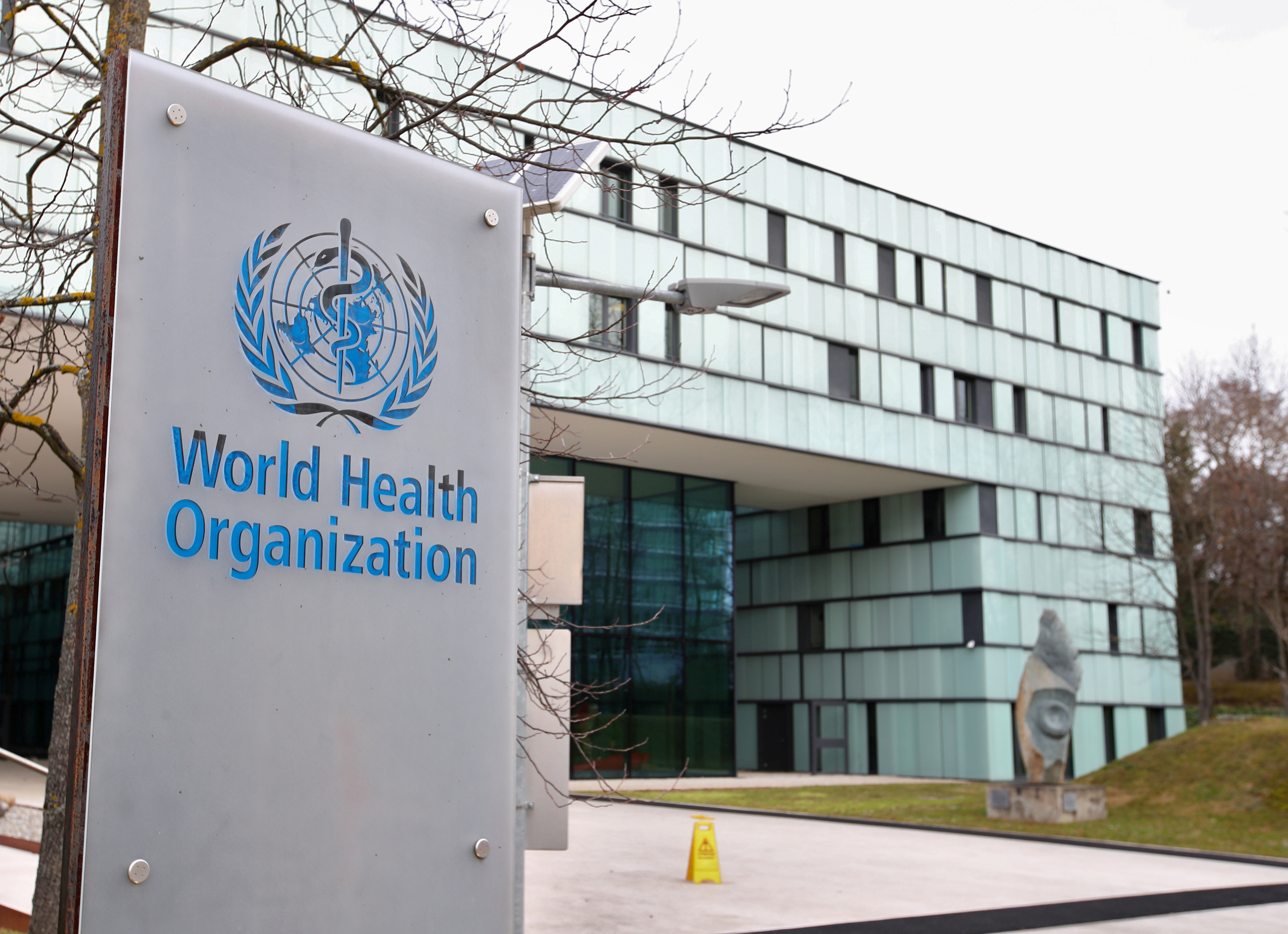 La OMS pide a Europa “no bajar la guardia” por el descenso de contagios por coronavirus