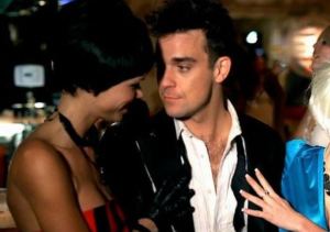 Robbie Williams confesó TODO sobre su escandalosa y salvaje vida sexual