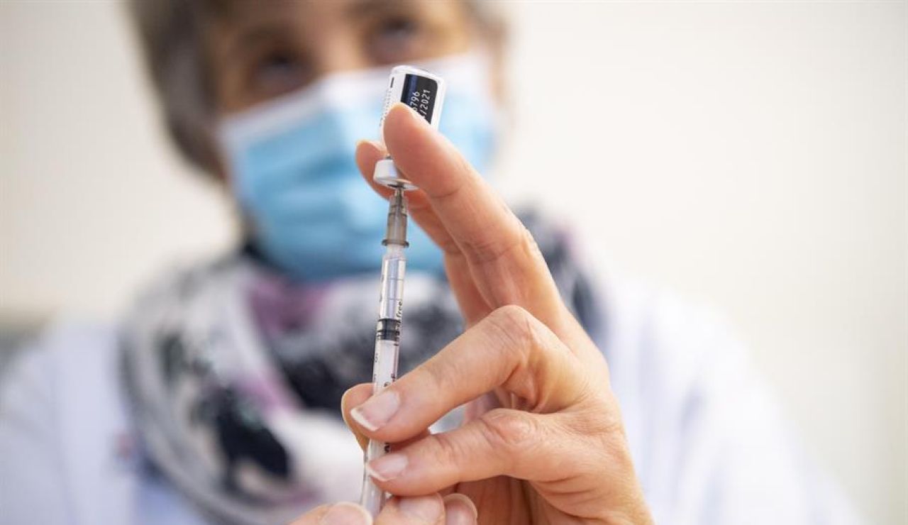 La edad, otro factor de discordia en Europa sobre la vacuna de AstraZeneca contra el coronavirus