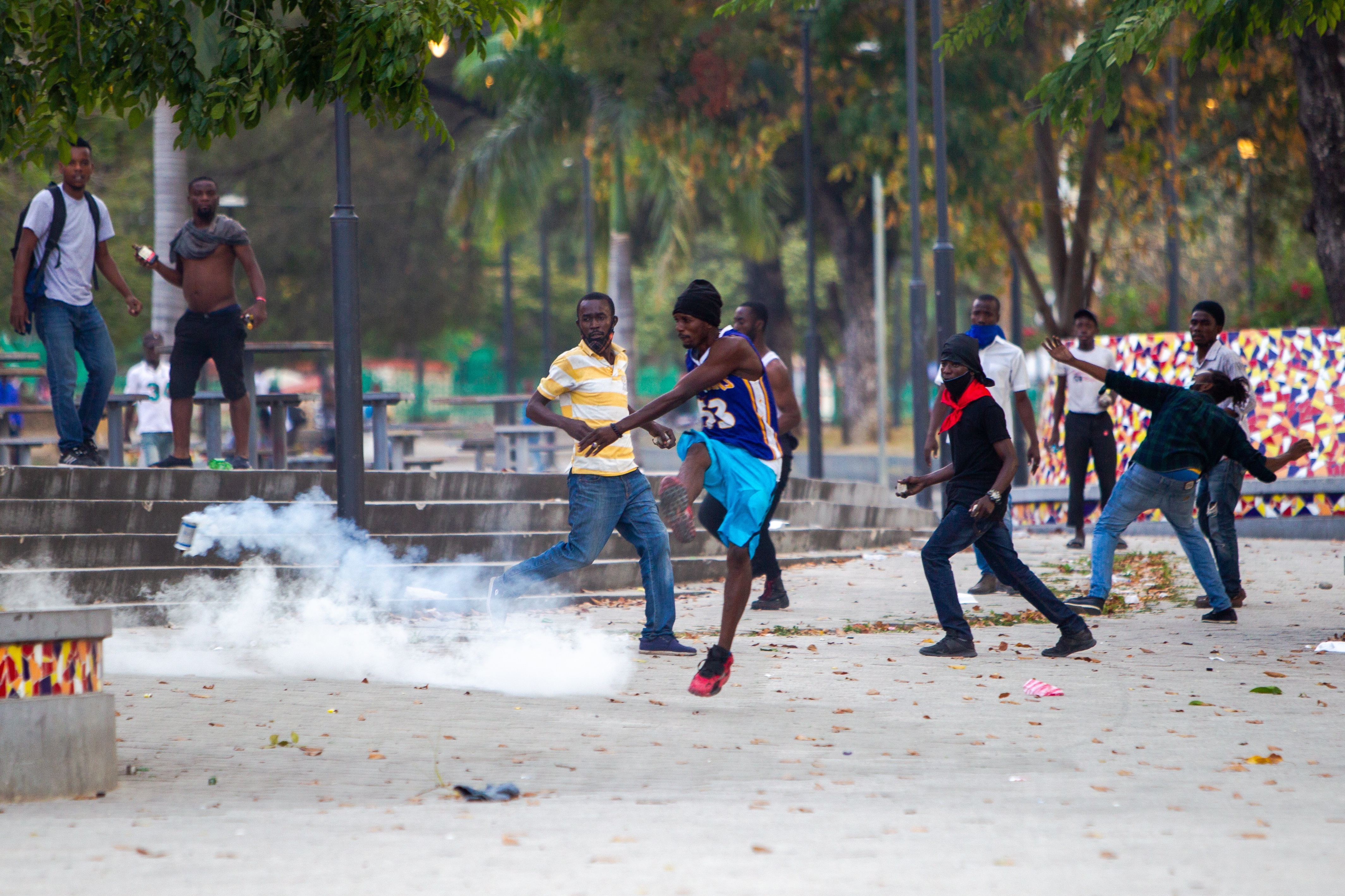Al menos dos periodistas heridos de bala en una manifestación en Haití