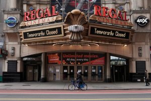 Salas de cine en Nueva York ya tienen fecha de reapertura