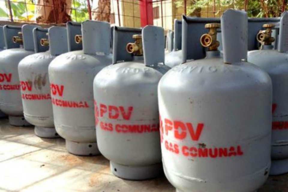 Ni pagando en dólares se frena la crisis del gas doméstico en Vargas