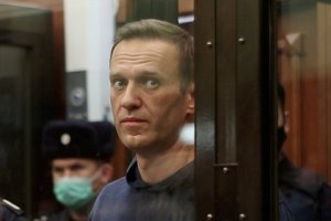 Navalny fue trasladado desde su prisión preventiva en Moscú hacia un lugar desconocido