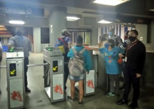 Metro de Caracas esta funcionando en toda sus líneas a pesar de las fallas #15Feb
