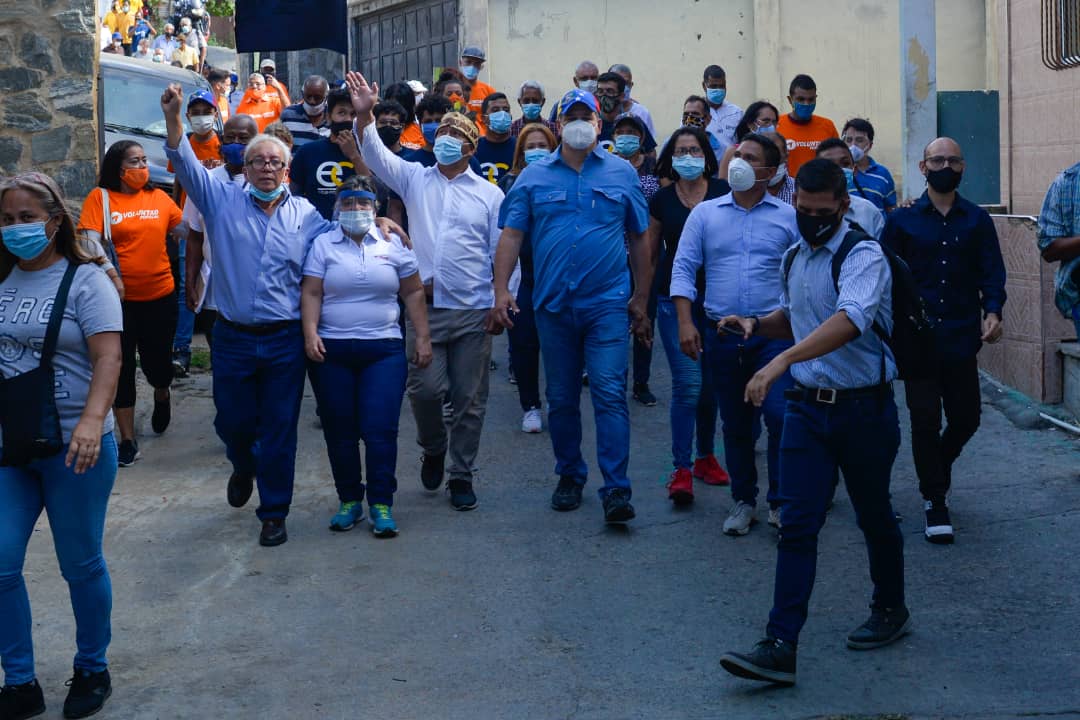 Diputados legítimos exhortaron al pueblo de Vargas a luchar sin miedo contra el régimen (Fotos)