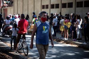 Chavismo impone nueva “semana flexible”, pese al incremento de los contagios