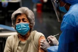 Colombia reportó más de cuatro mil contagios y alcanzó el millón de vacunas aplicadas