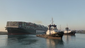 Egipto anuncia que la operación para desbloquear el Canal de Suez concluyó con éxito