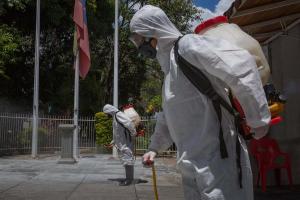 Claves y dudas sobre la “baja incidencia” del coronavirus en Venezuela
