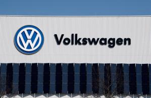 Volkswagen apuesta por los carros eléctricos y reducirá 60% los modelos de gasolina o diésel en Europa