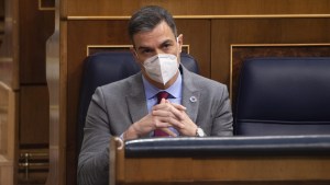 La oposición española carga contra Pedro Sánchez: “Mancha el buen nombre de los servidores públicos”