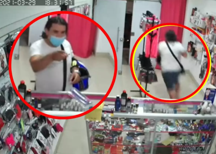 Pillado ladrón que robó generoso juguete sexual en Colombia y quedó grabado 