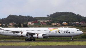 Plus Ultra le respondió al Inac y aseguró que sus vuelos “cumplen las normativas”