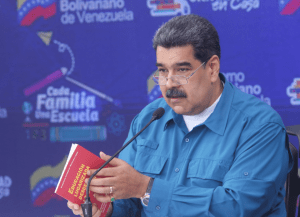Mientras bloquea al Covax, Maduro promete vacunas cubanas… para julio