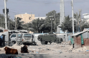 Al menos 20 muertos tras atentado con coche bomba de Al Shabab en Somalia