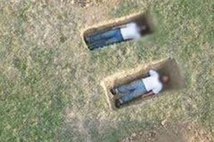 Descubrimiento siniestro: Captaron dos cuerpos “recién enterrados” en una zanja de EEUU