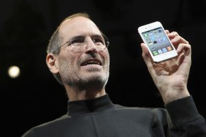 Emotivo comunicado de la familia de Steve Jobs y el video de Apple para celebrar su genio, a 10 años de su muerte