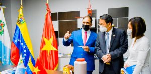 Por qué una delegación de Vietnam se reunió con el gobernador chavista de Sucre