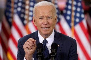 “Los llevaremos a casa”: La firme promesa de Biden a los estadounidenses en Afganistán