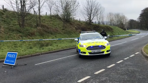 Hallan una bomba debajo del carro de una mujer policía en Irlanda del Norte