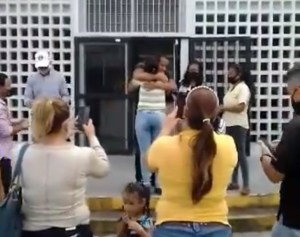 Así fue el reencuentro entre Orlando Moreno y sus familiares tras su excarcelación (VIDEO)