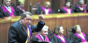 Chávez pidió en 2007 que el FMI desapareciera y Maduro quiere aceptar su ayuda 14 años después (Video)