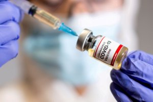 La Comisión Europea propone que la UE acepte viajeros vacunados provenientes de terceros países