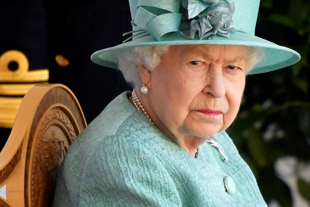 ¿Cuál es la rutina de belleza de la reina Isabel II?
