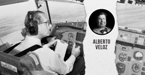 El príncipe Felipe de Edimburgo llegó a Venezuela piloteando su avión (VIDEO)
