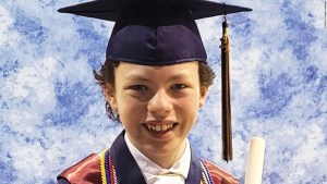 Increíble: Un niño de 12 años se graduará de la secundaria y de la universidad… ¡EN LA MISMA SEMANA!