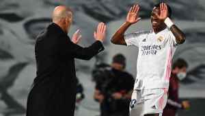Zidane protege la figura de Vinicius ante los elogios tras su partidazo contra Liverpool