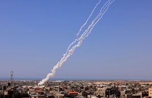 Más de dos mil cohetes fueron lanzados desde Gaza, según el Ejército de Israel