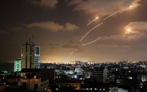 Israel informó que al menos mil 500 cohetes fueron lanzados desde Gaza esta semana