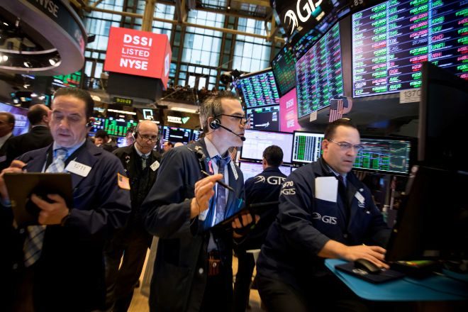 Wall Street abre mixto y el Dow Jones supera los 35 mil puntos