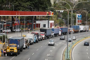 Dolarización del diésel en Venezuela ¿Un nuevo impacto a la economía? -Participa en nuestra encuesta