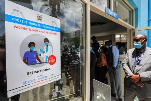 Brote epidémico en India de Covid-19 pone en peligro la vacunación en África