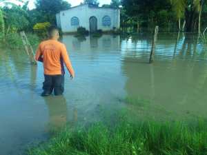 Lluvias en Portuguesa: Desbordamiento del río Guanare afectó a más de 20 familias y sembradíos (Fotos)