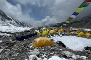 Reportan que un alpinista ruso murió en el Everest