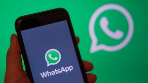 WhatsApp: El truco para contestar mensajes sin aparecer en línea