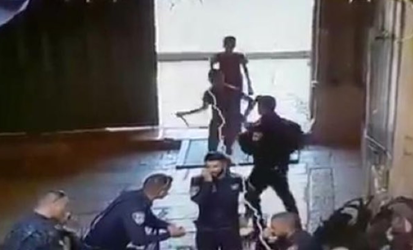 Dos heridos en ataque con cuchillo en Jerusalén, el atacante abatido (IMÁGENES SENSIBLES)