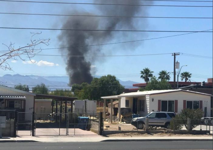 Avión militar se estrelló cerca de una base de la Fuerza Aérea en Nevada (Foto y video)