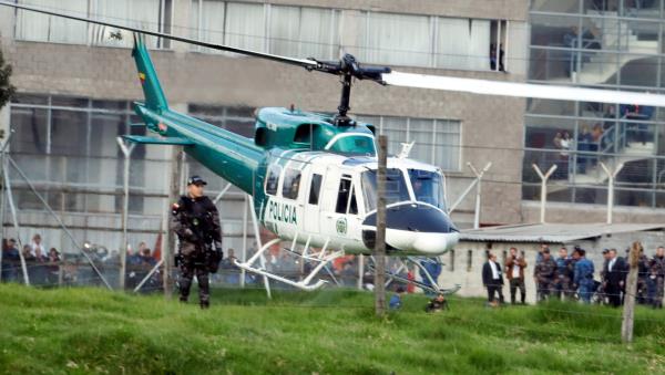 Denunciaron que un helicóptero de la Policía aterrizó en un colegio de Bogotá