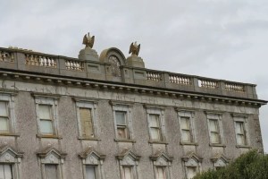 Exorcismos, fantasmas y la presencia del Diablo: El misterio de la casa más embrujada de Irlanda
