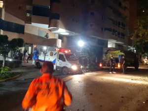 Explosión dentro de un apartamento causó alarma en Valencia (Fotos y videos)