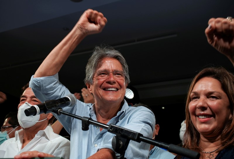 Guillermo Lasso se somete a operación en Miami sin delegar la presidencia de Ecuador