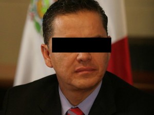 Detienen a exgobernador mexicano acusado de corrupción